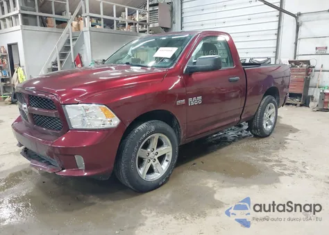 2016 Ram 1500 Express z USA, uszkodzony, nr VIN 3C6JR7AT2GG228557